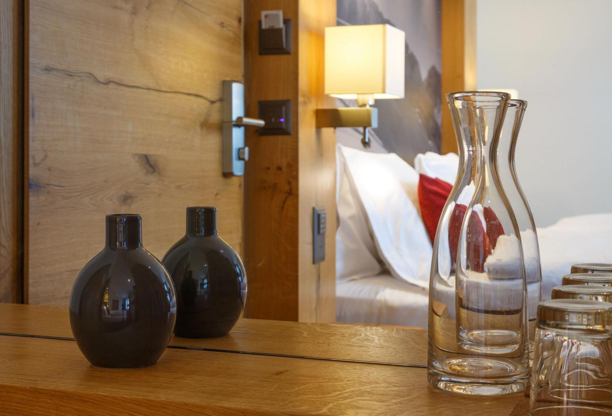 Hotel Crown Andermatt Room photo
