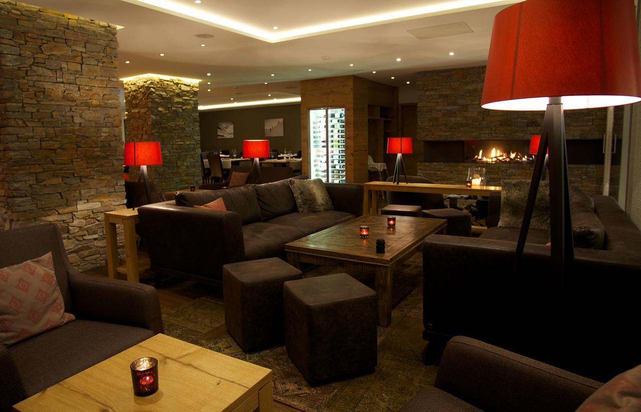 Hotel Crown Andermatt Exterior photo